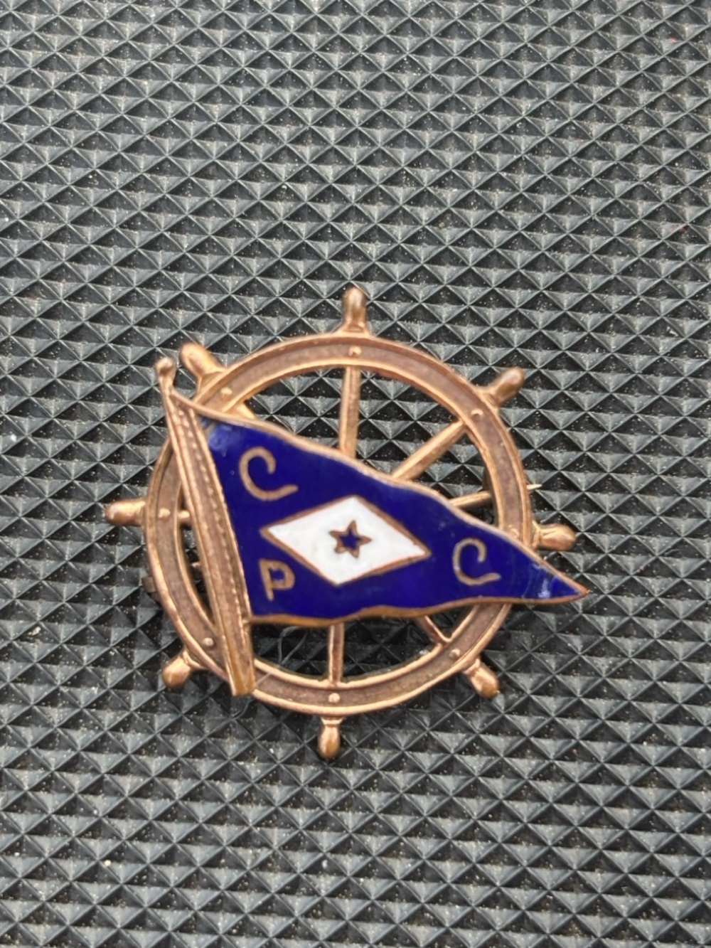 Vintage Nautical Ship Wheel Brooch Gold Tone CPC Yacht Club Burgee Pin